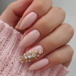 Almond Nail Designs That Flatter Short Fingers