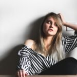 Black and White Outfits That Never Look Busy